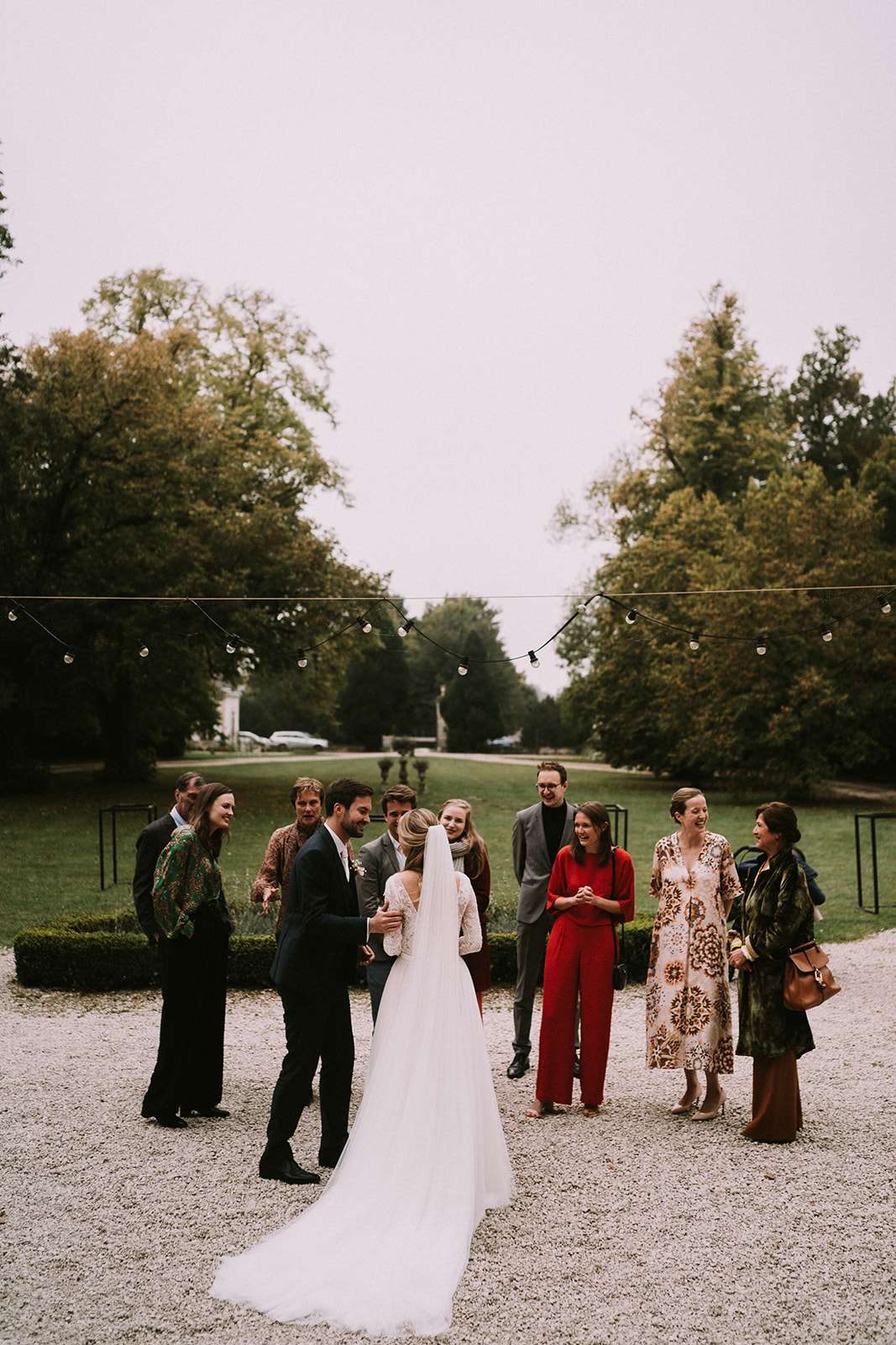 Wedding first look with family and friends