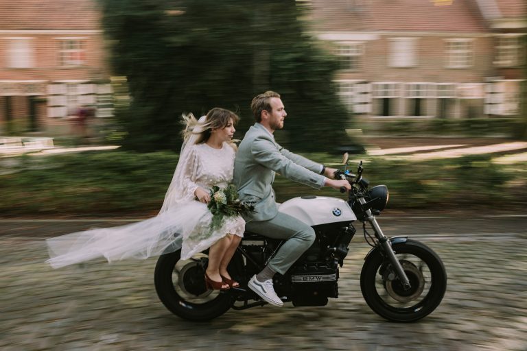Hoe een trouwfotograaf kiezen: de tips van pro!